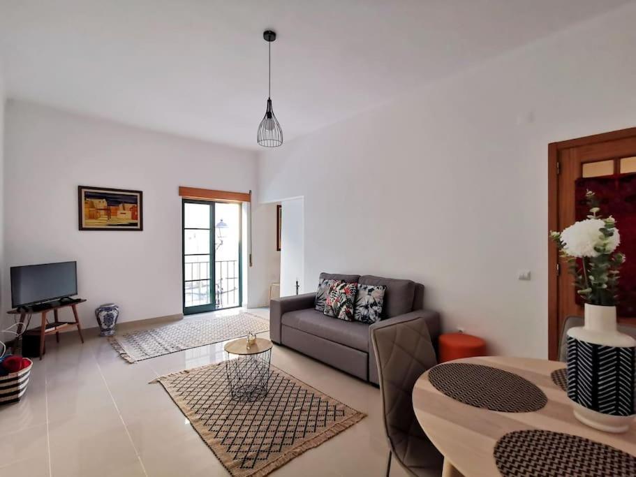 Downtown Apartment 세투발 외부 사진